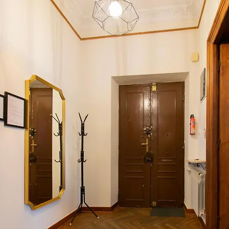 Magnificent Zyblikiewicza 11a, Location Apartman *