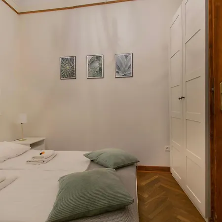 Apartman Magnificent Zyblikiewicza 11a, Location Krakkó