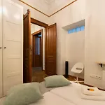 דירה Magnificent Zyblikiewicza 11a, Location *
