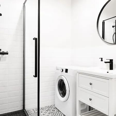 Magnificent Zyblikiewicza 11a, Location Cracovie